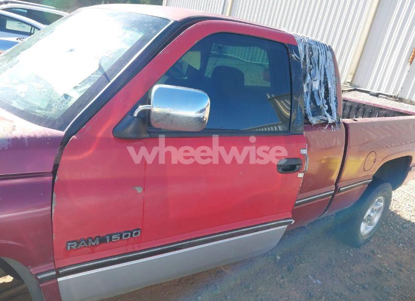 Photo 6 of 1996 Dodge Ram 1500 (VIN 1B7HF13Z2TJ147453)