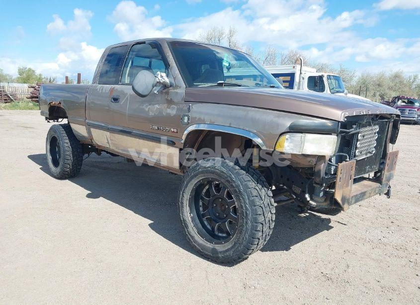 2000 Dodge Ram 1500 ST (VIN 1B7HF13Z7YJ123270) main photo