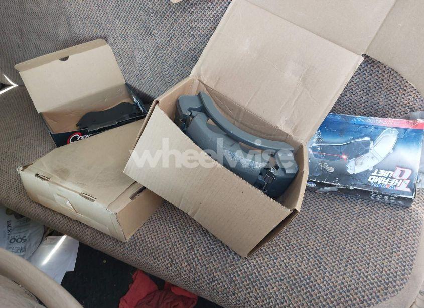 Photo 12 of 2000 Dodge Ram 1500 ST (VIN 1B7HF13Z7YJ123270)