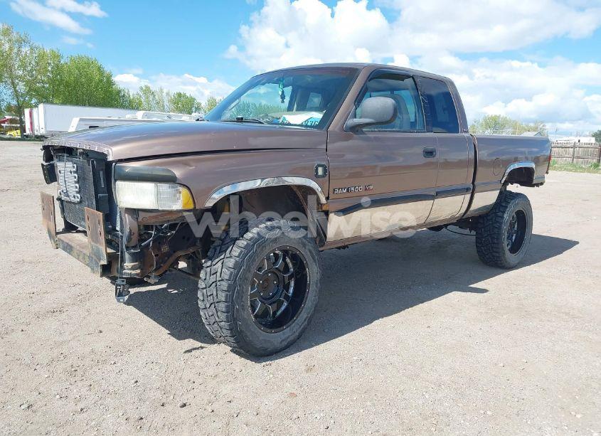 Photo 2 of 2000 Dodge Ram 1500 ST (VIN 1B7HF13Z7YJ123270)