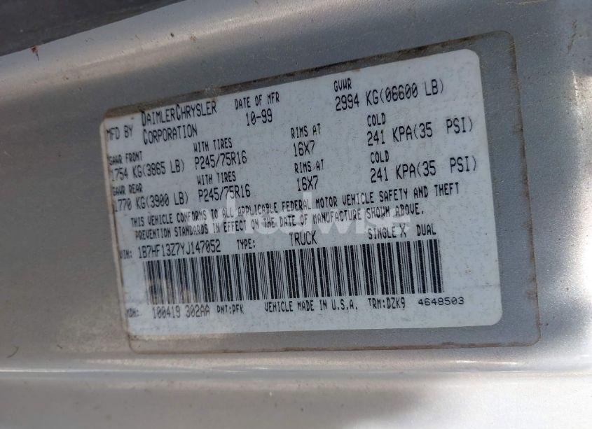 Photo 9 of 2000 Dodge Ram 1500 ST (VIN 1B7HF13Z7YJ147052)