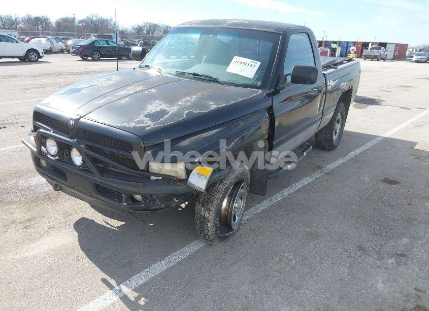 Photo 2 of 1996 Dodge Ram 1500 (VIN 1B7HF16Y2TS561233)