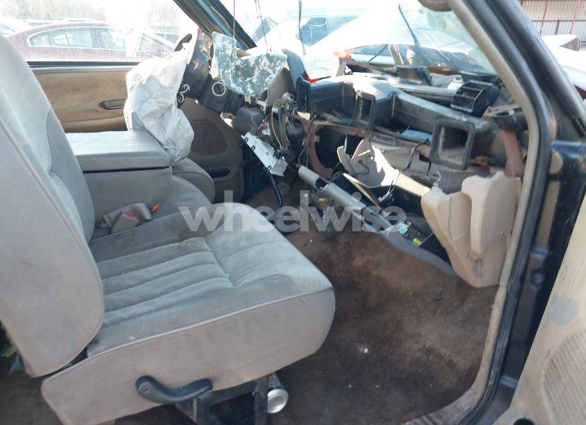 Photo 5 of 1996 Dodge Ram 1500 (VIN 1B7HF16Y3TS550547)