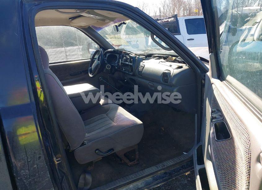 Photo 5 of 2001 Dodge Ram 1500 ST (VIN 1B7HF16Y41S762385)