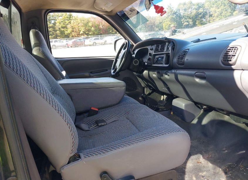 Photo 5 of 2001 Dodge Ram 1500 ST (VIN 1B7HF16Y51S748690)