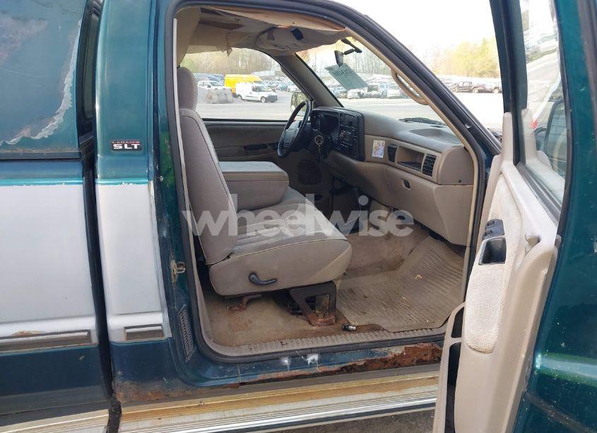 Photo 5 of 1994 Dodge Ram 1500 (VIN 1B7HF16Y7RS564203)
