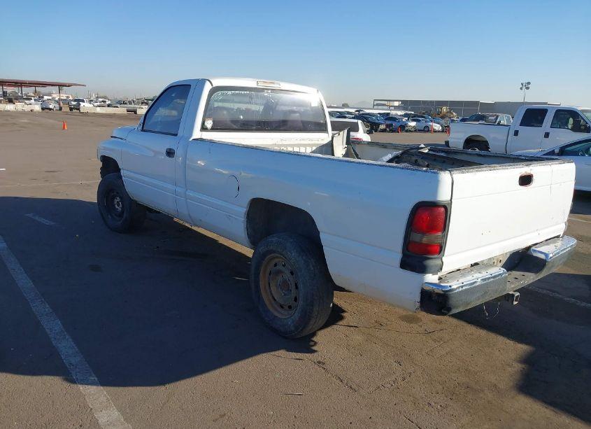 Photo 3 of 2001 Dodge Ram 1500 ST (VIN 1B7HF16Y81S670115)