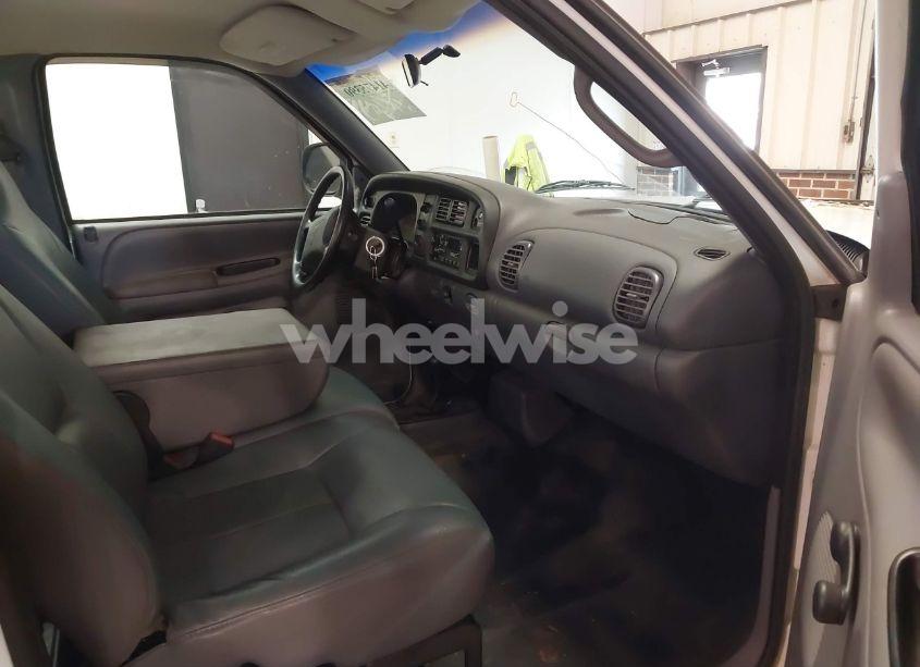 Photo 5 of 2001 Dodge Ram 1500 ST (VIN 1B7HF16YX1S771981)