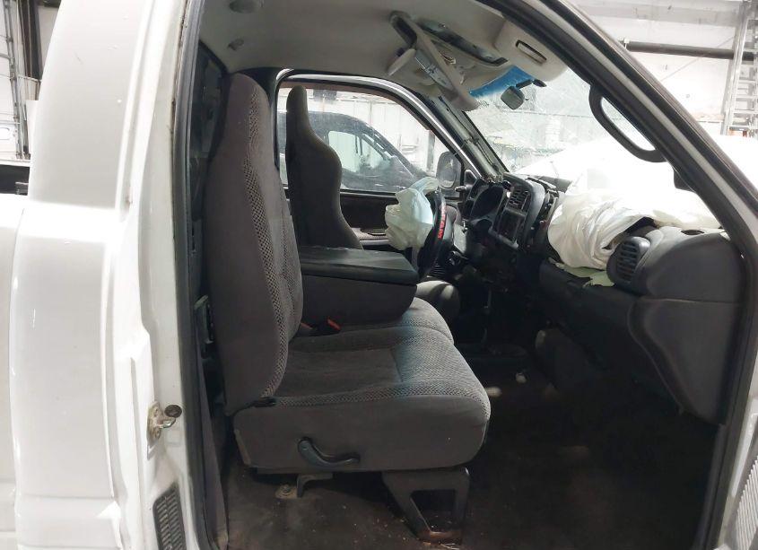 Photo 5 of 2001 Dodge Ram 1500 (VIN 1B7HF16Z51S660358)