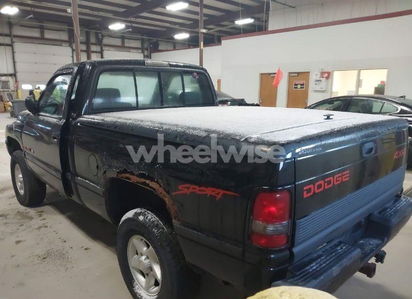 Photo 3 of 1996 Dodge Ram 1500 (VIN 1B7HF16Z9TJ181109)