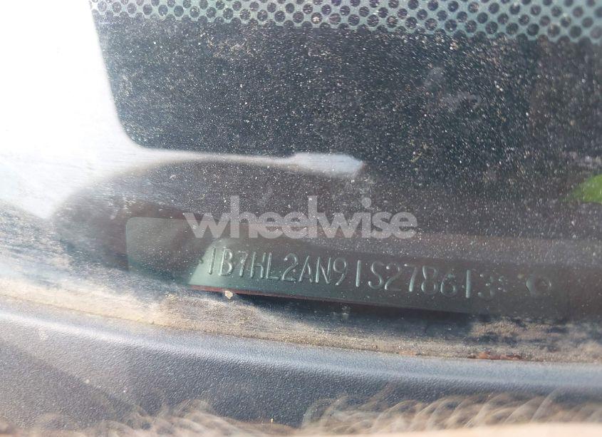 Photo 9 of 2001 Dodge Dakota SLT/SPORT (VIN 1B7HL2AN91S278613)