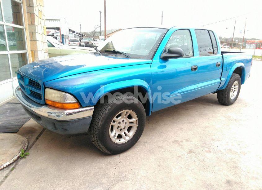 Photo 2 of 2002 Dodge Dakota SPORT (VIN 1B7HL38X42S669683)