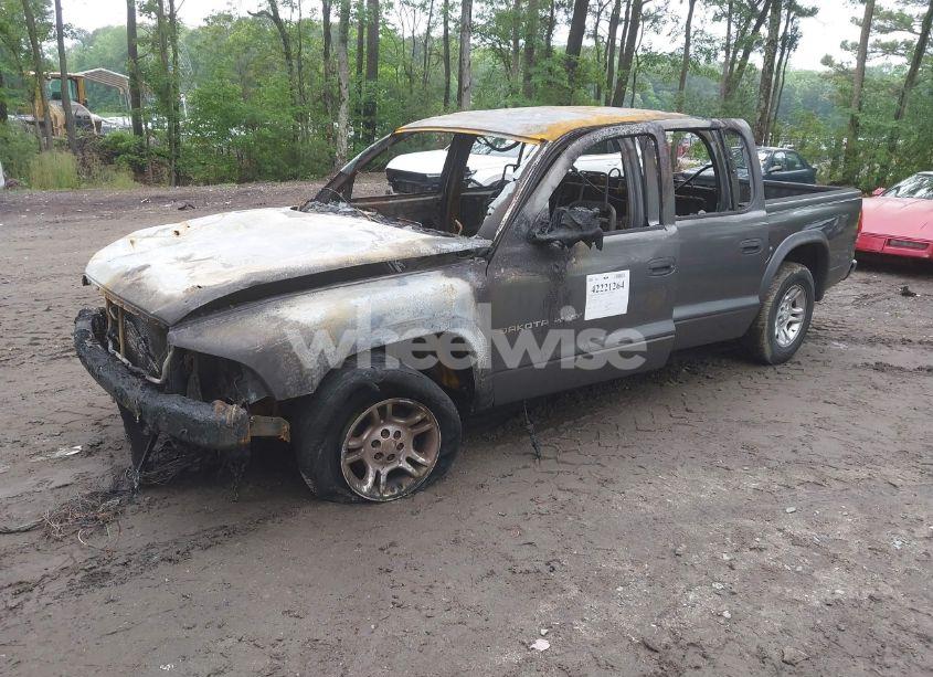Photo 2 of 2002 Dodge Dakota SPORT (VIN 1B7HL38X92S564699)