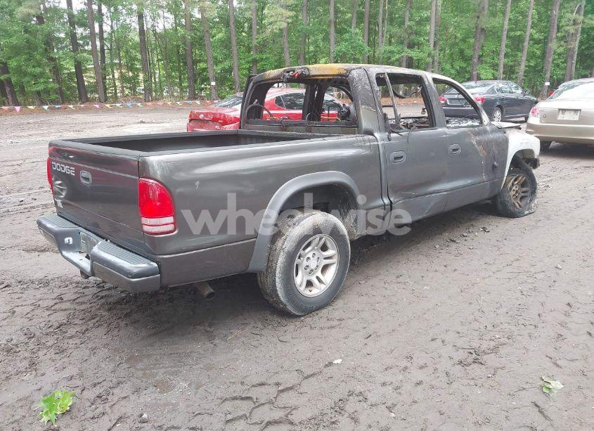 Photo 4 of 2002 Dodge Dakota SPORT (VIN 1B7HL38X92S564699)