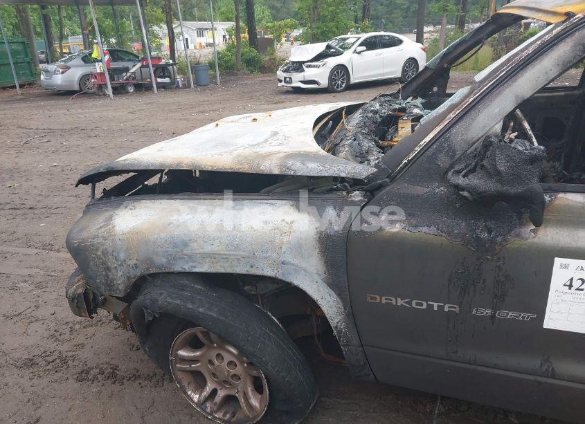 Photo 6 of 2002 Dodge Dakota SPORT (VIN 1B7HL38X92S564699)