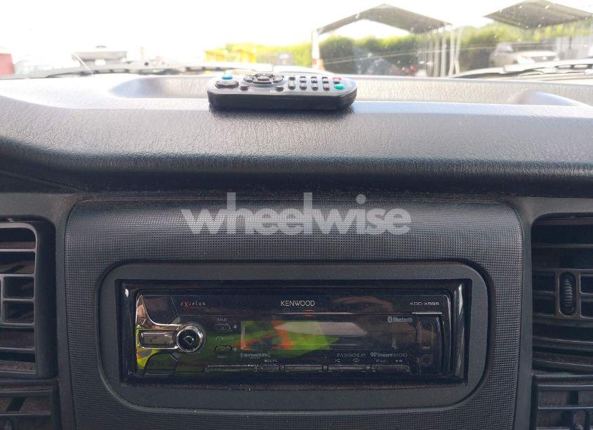 Photo 15 of 2002 Dodge Dakota SLT (VIN 1B7HL48N42S607446)