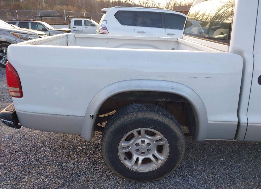Photo 16 of 2002 Dodge Dakota SLT (VIN 1B7HL48X02S708551)