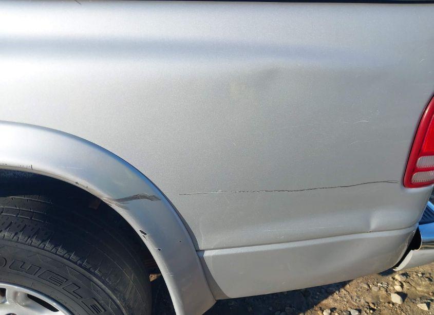 Photo 13 of 2002 Dodge Dakota SLT (VIN 1B7HL48X82S548578)