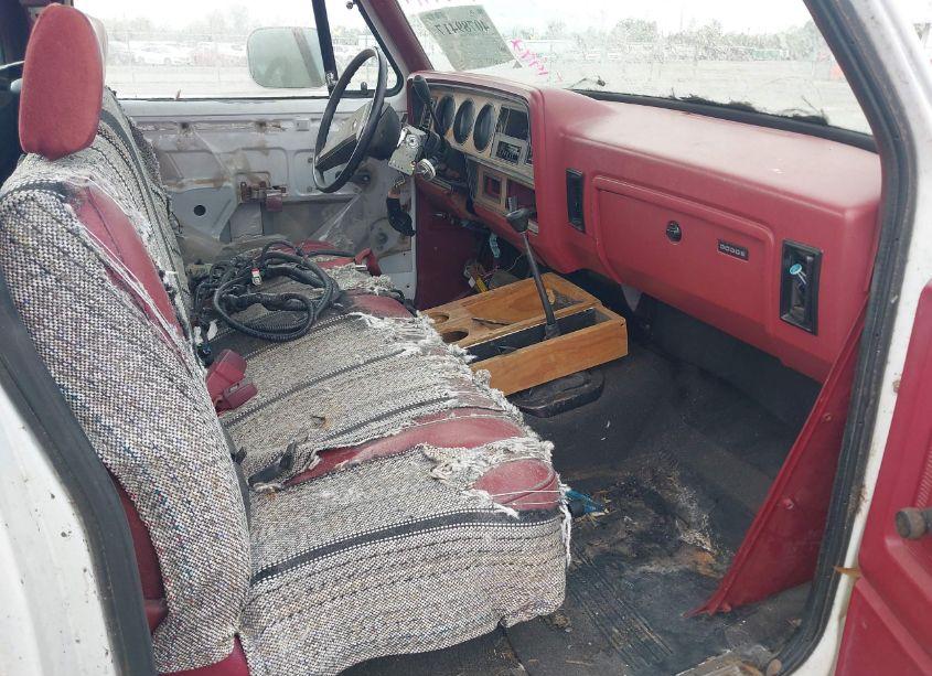 Photo 5 of 1992 Dodge W-series W150 (VIN 1B7HM16Y4NS658474)