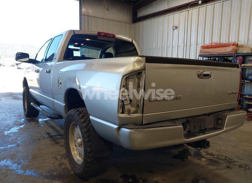 Photo 3 of 2002 Dodge Ram 1500 ST (VIN 1B7HU18Z42J121370)