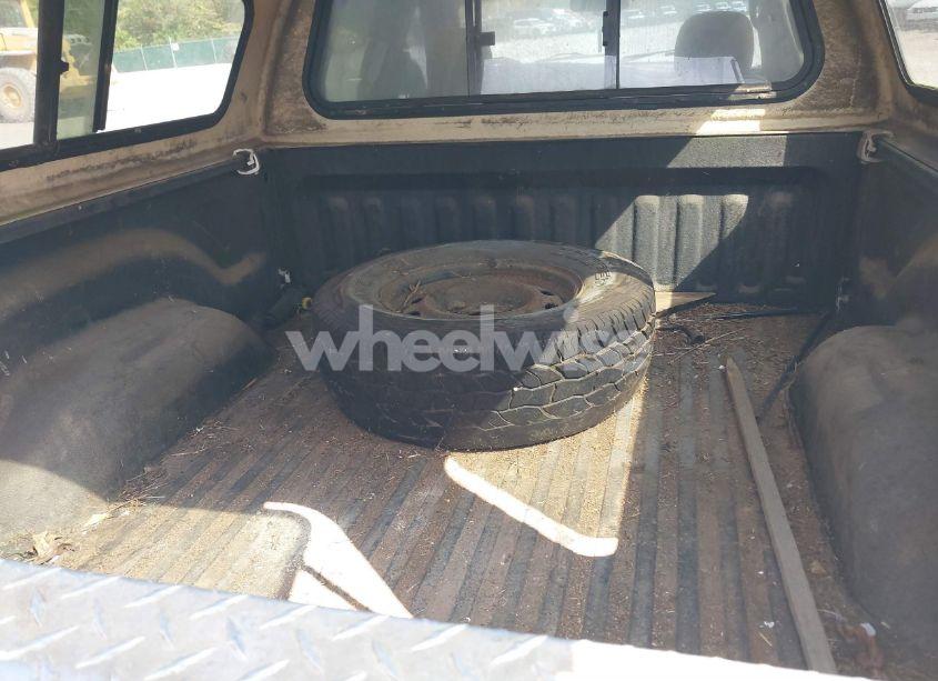 Photo 12 of 2002 Dodge Ram 1500 ST (VIN 1B7HU18Z92J105116)