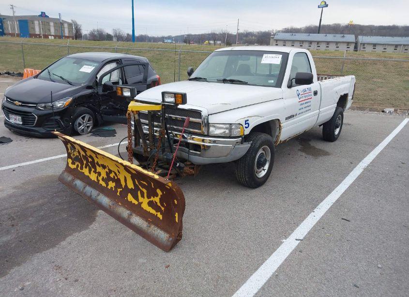 Photo 2 of 1994 Dodge Ram 2500 (VIN 1B7JF26Y8RS722913)