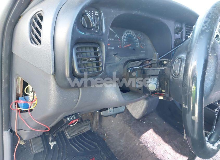 Photo 13 of 2000 Dodge Ram 2500 ST (VIN 1B7KC2364YJ114892)