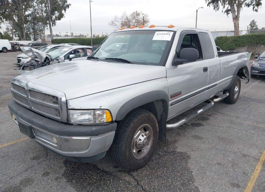 Photo 2 of 2001 Dodge Ram 2500 ST (VIN 1B7KC23671J523507)
