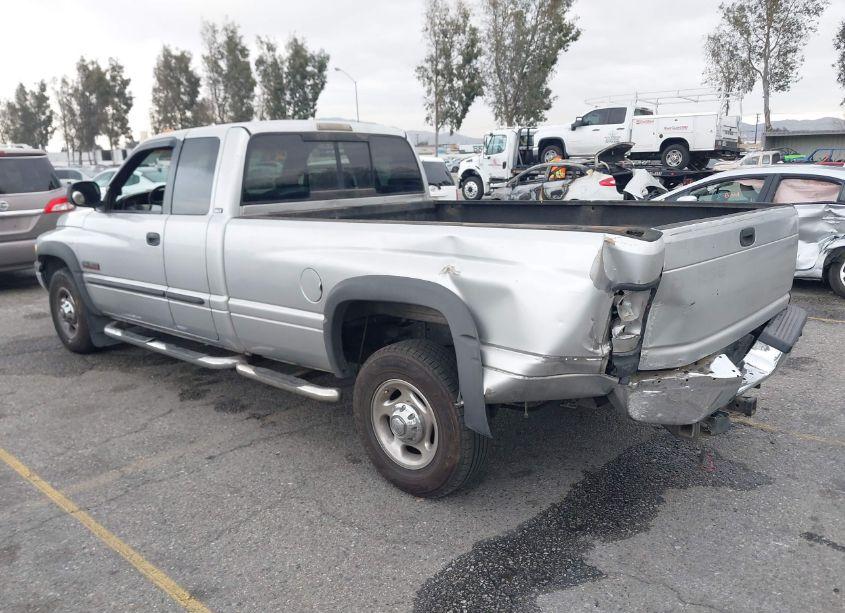 Photo 3 of 2001 Dodge Ram 2500 ST (VIN 1B7KC23671J523507)