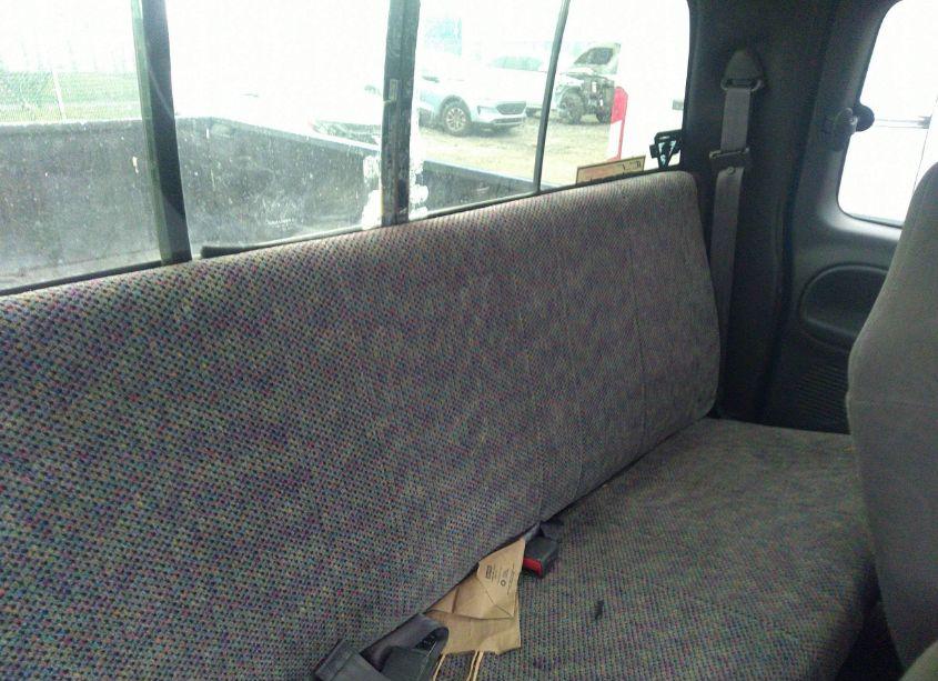 Photo 8 of 1998 Dodge Ram 2500 ST (VIN 1B7KC2368WJ243151)