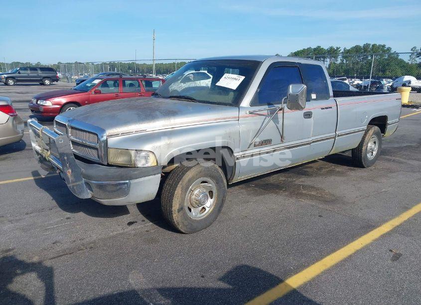 Photo 2 of 1996 Dodge Ram 2500 (VIN 1B7KC23C3TJ145047)