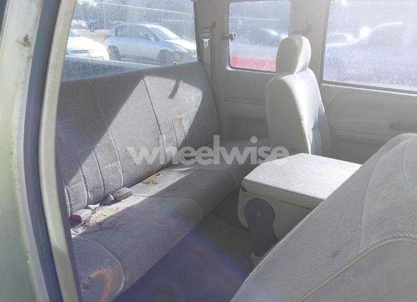 Photo 8 of 1996 Dodge Ram 2500 (VIN 1B7KC23C3TJ145047)