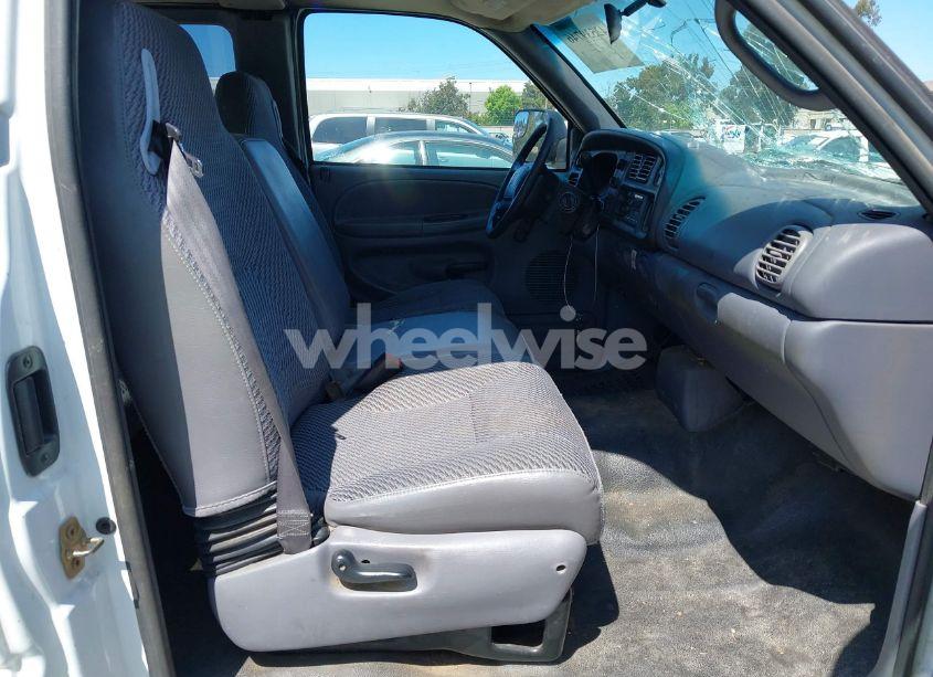 Photo 5 of 2001 Dodge Ram 2500 ST (VIN 1B7KC23Z31J617183)