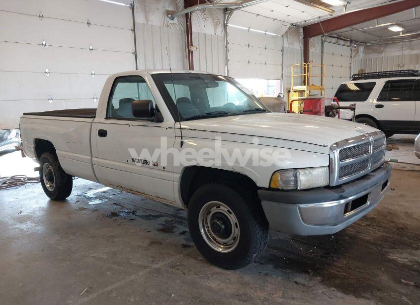 1996 Dodge Ram 2500 (VIN 1B7KC26Z0TJ168284) main photo