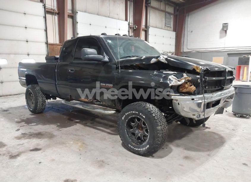 2001 Dodge Ram 2500 ST (VIN 1B7KF23621J611551) main photo