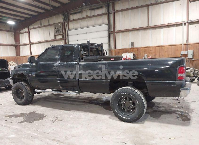 Photo 15 of 2001 Dodge Ram 2500 ST (VIN 1B7KF23621J611551)