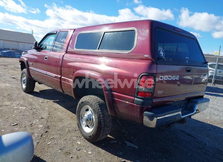 Photo 3 of 2001 Dodge Ram 2500 ST (VIN 1B7KF23631J572789)