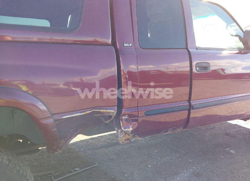 Photo 6 of 2001 Dodge Ram 2500 ST (VIN 1B7KF23631J572789)