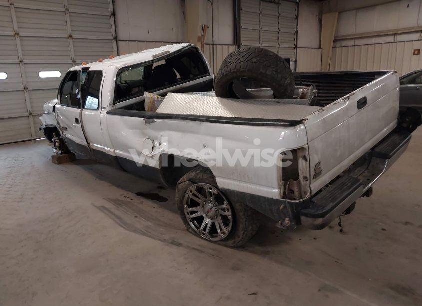 Photo 3 of 2001 Dodge Ram 2500 ST (VIN 1B7KF23631J609940)