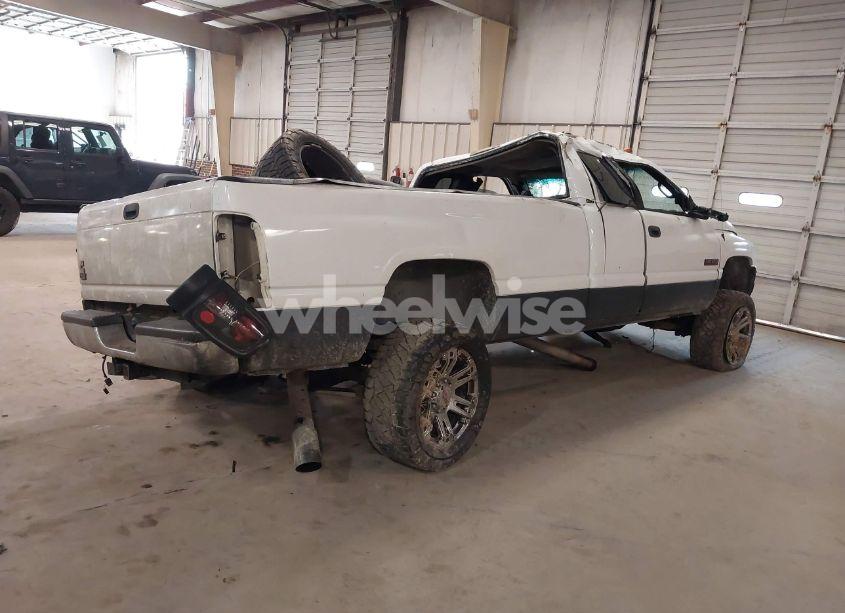 Photo 4 of 2001 Dodge Ram 2500 ST (VIN 1B7KF23631J609940)