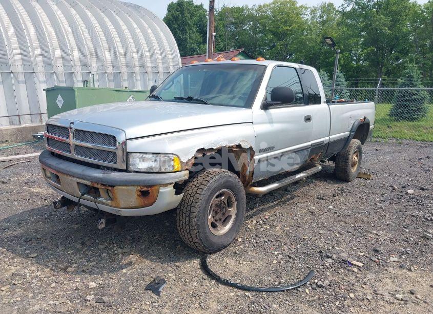 Photo 2 of 2001 Dodge Ram 2500 ST (VIN 1B7KF23661J611536)