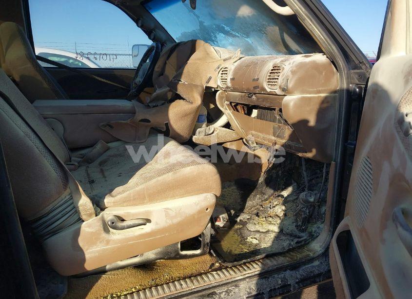 Photo 5 of 2001 Dodge Ram 2500 ST (VIN 1B7KF23661J611648)