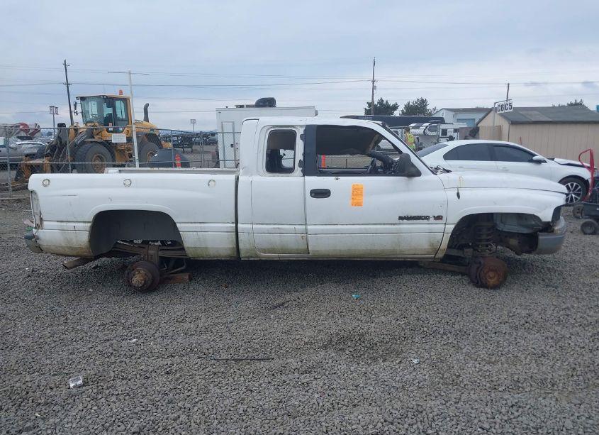 Photo 13 of 2001 Dodge Ram 2500 ST (VIN 1B7KF23W61J581275)