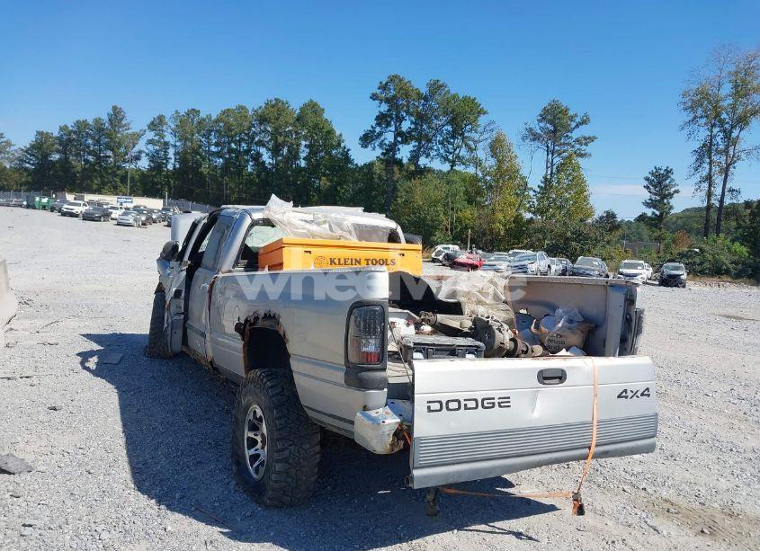 Photo 3 of 2001 Dodge Ram 2500 ST (VIN 1B7KF23Z71J220955)