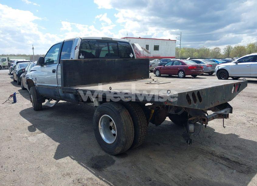 Photo 3 of 2001 Dodge Ram 3500 ST (VIN 1B7MF33601J552174)