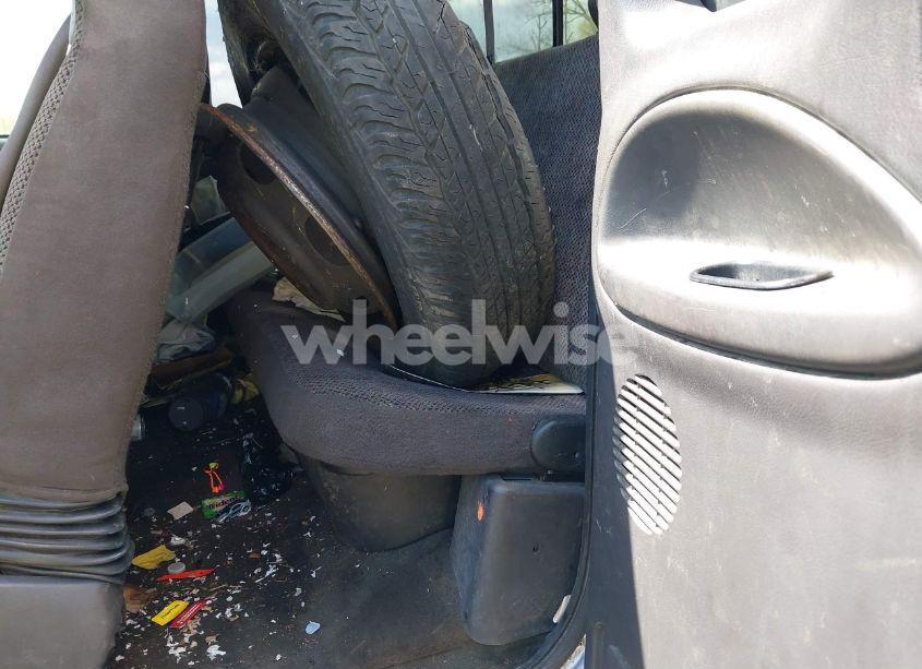 Photo 7 of 2001 Dodge Ram 3500 ST (VIN 1B7MF33601J552174)