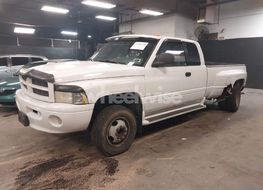 Photo 2 of 1999 Dodge Ram 3500 ST (VIN 1B7MF3365XJ604682)