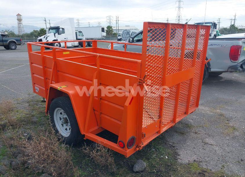 Photo 3 of 2022 Best 5x8us (VIN 1B9US121XN3245635)