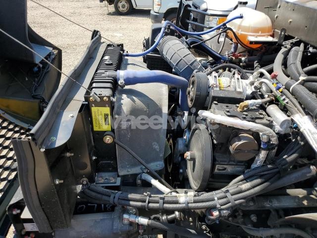 Photo 3 of 2025 BLUEBIRD VISION - TRANSIT VEHICLES (VIN 1BAKGCJA0SF807187)