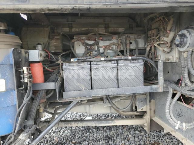 Photo 5 of 2003 BLUE BIRD MPV N/A (VIN 1BBCPB9803F204009)